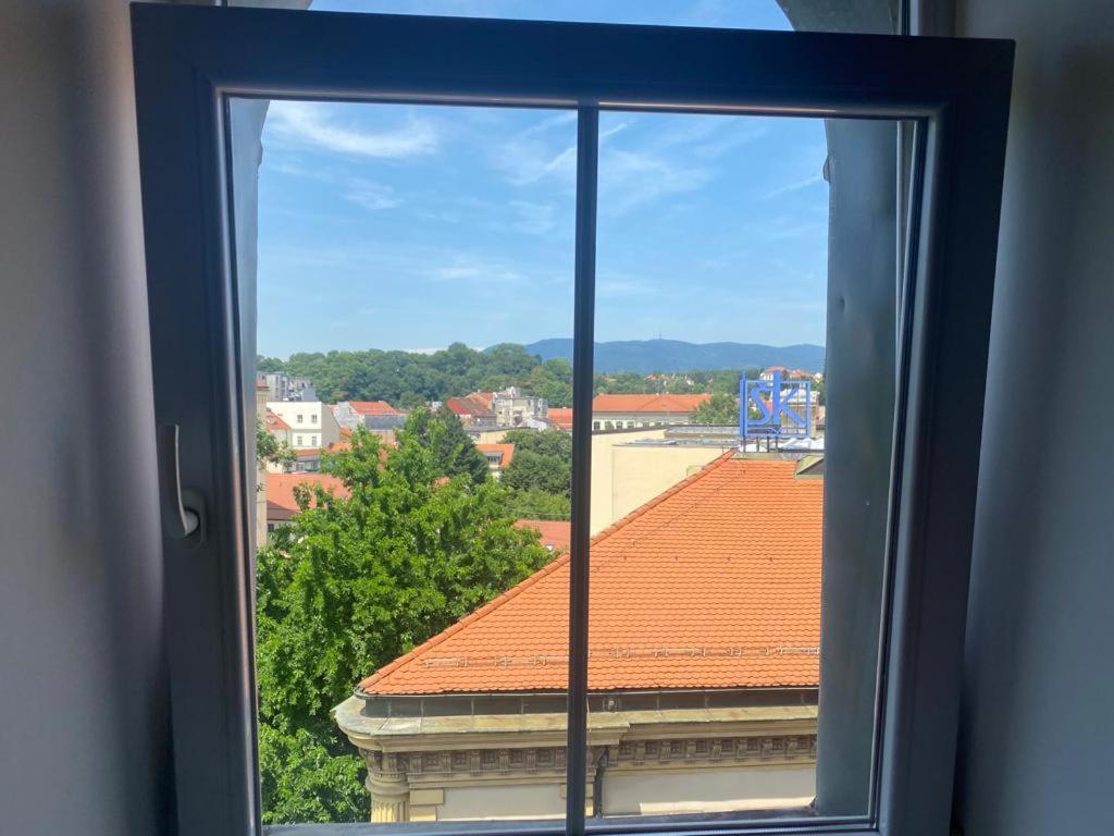 Modern City-Centre Penthouse With Spectacular Views / 135Sqm Zagabria Esterno foto